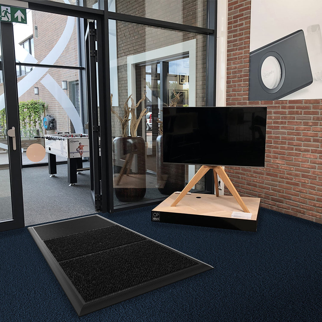 Notrax® Sani-Master™ Desinfizierendes Fussbad mit trocknender Eingangsmatte 91.4cm x 105cm Anthrazit