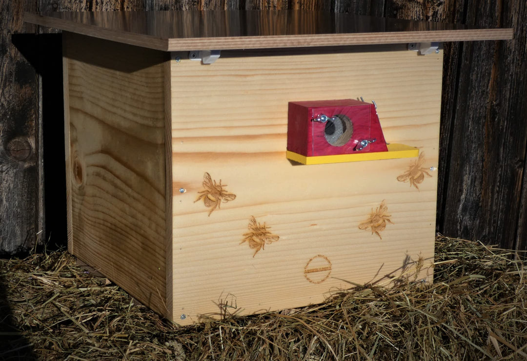Premium Hummelkasten mit Wachsmottensperre, 2X Sichtfenster und Nistmaterial Wetterfest Bienenhaus H