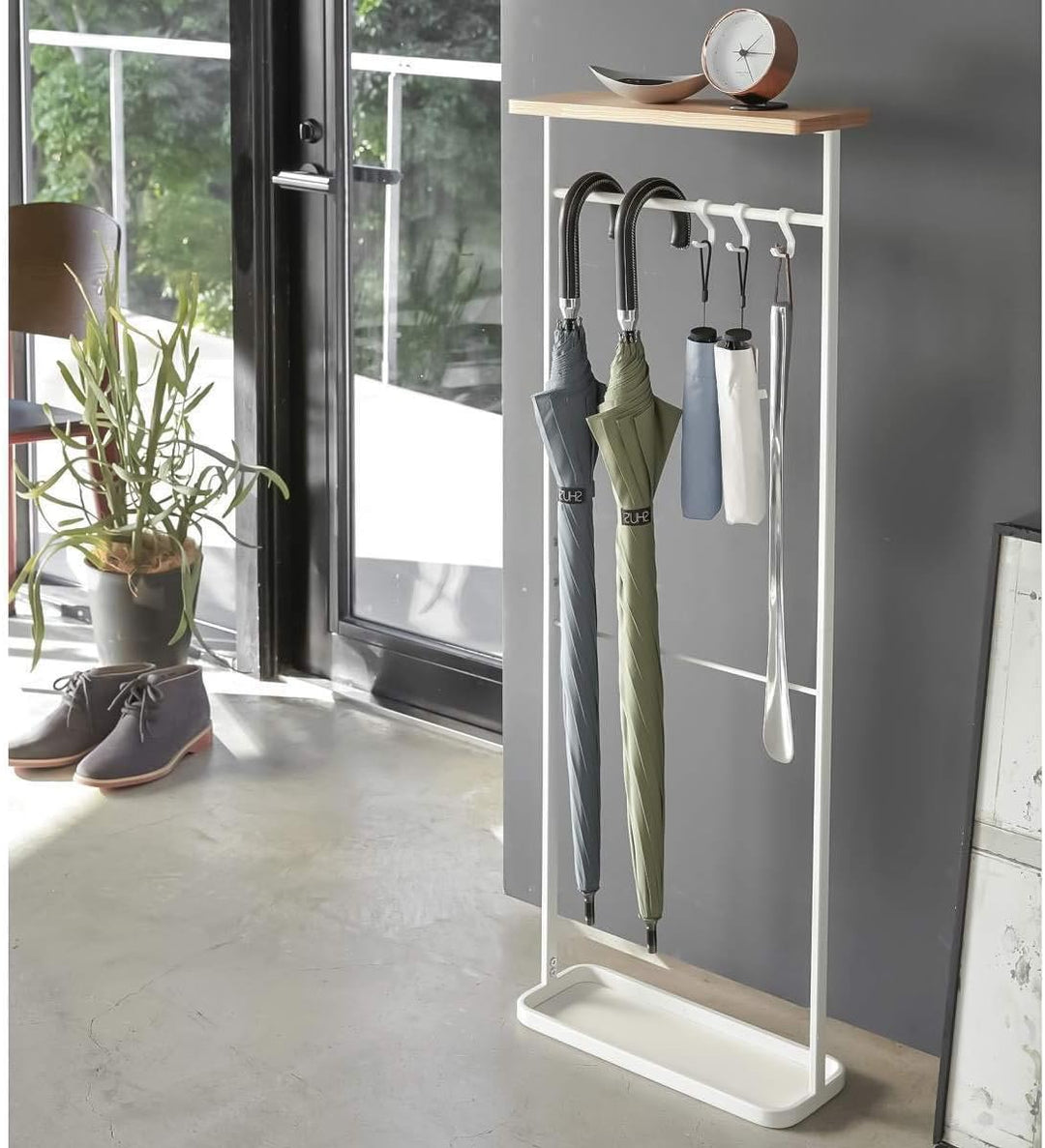 Hanging umbrella stand with wooden top - White